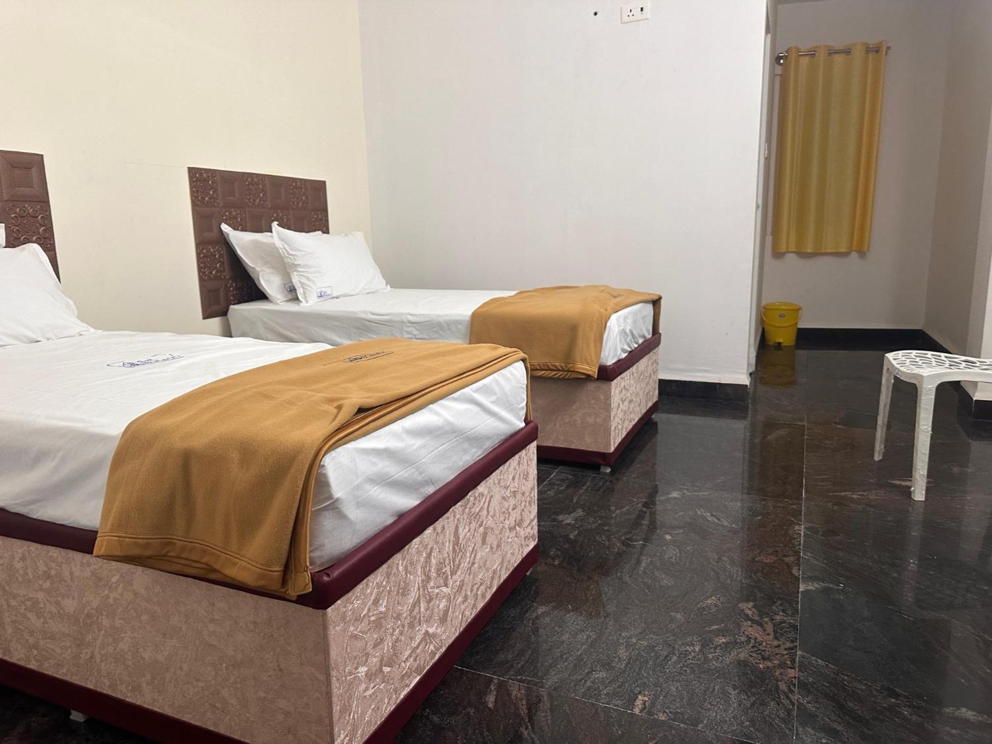 Mps Sai Palace Tiruvannamalai Bagian luar foto